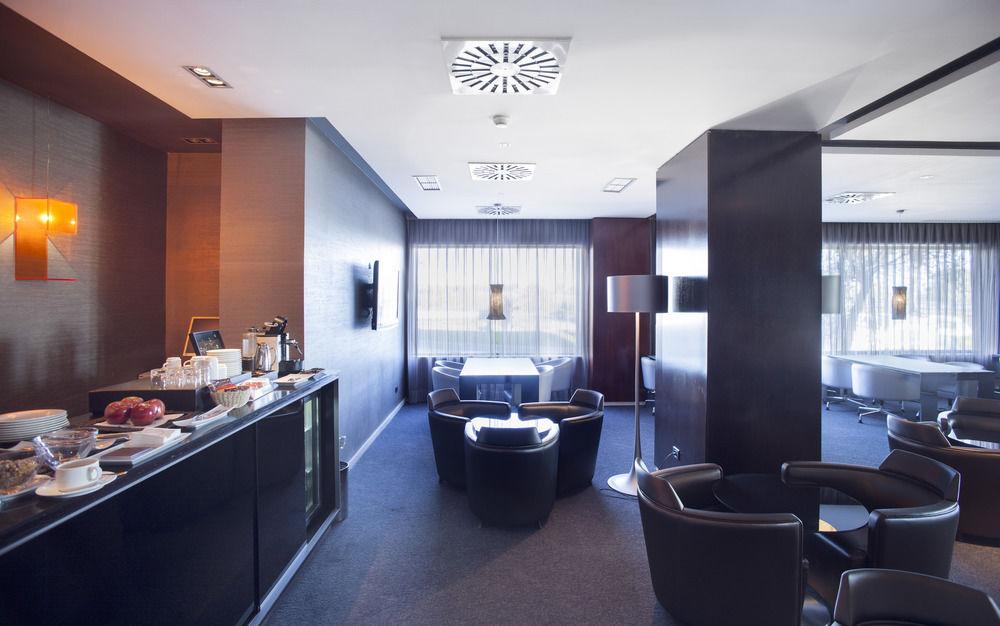 Ac Hotel Huelva By Marriott Bagian luar foto