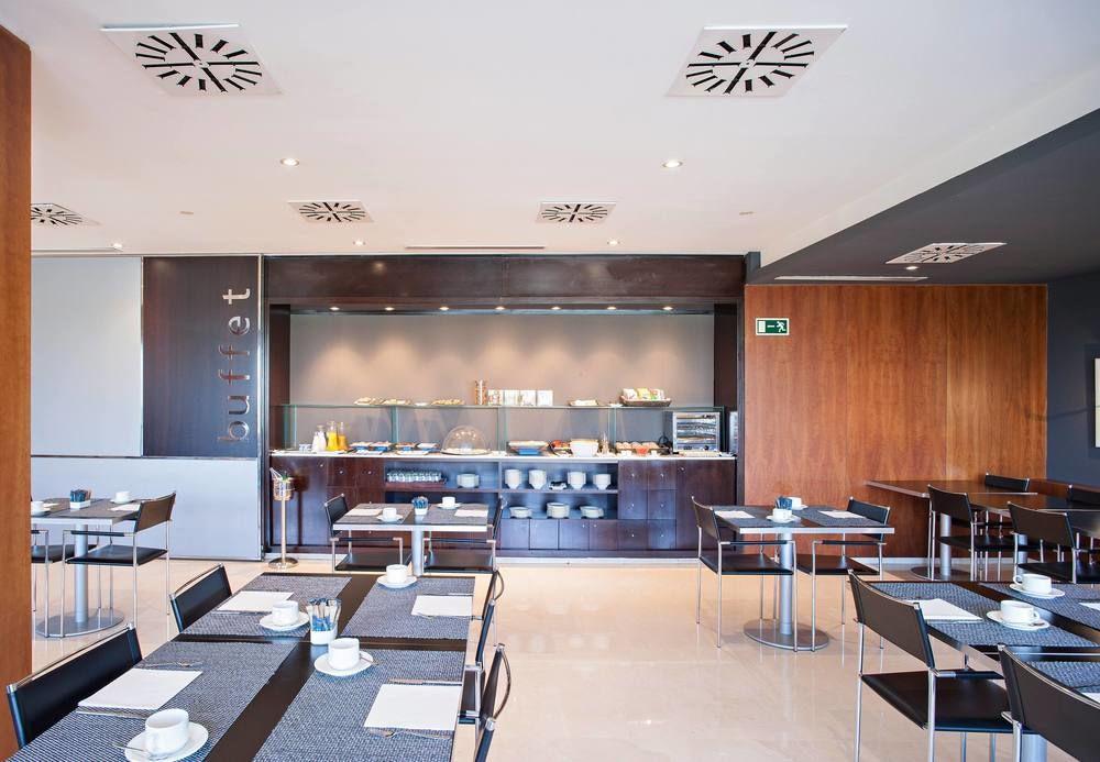 Ac Hotel Huelva By Marriott Bagian luar foto