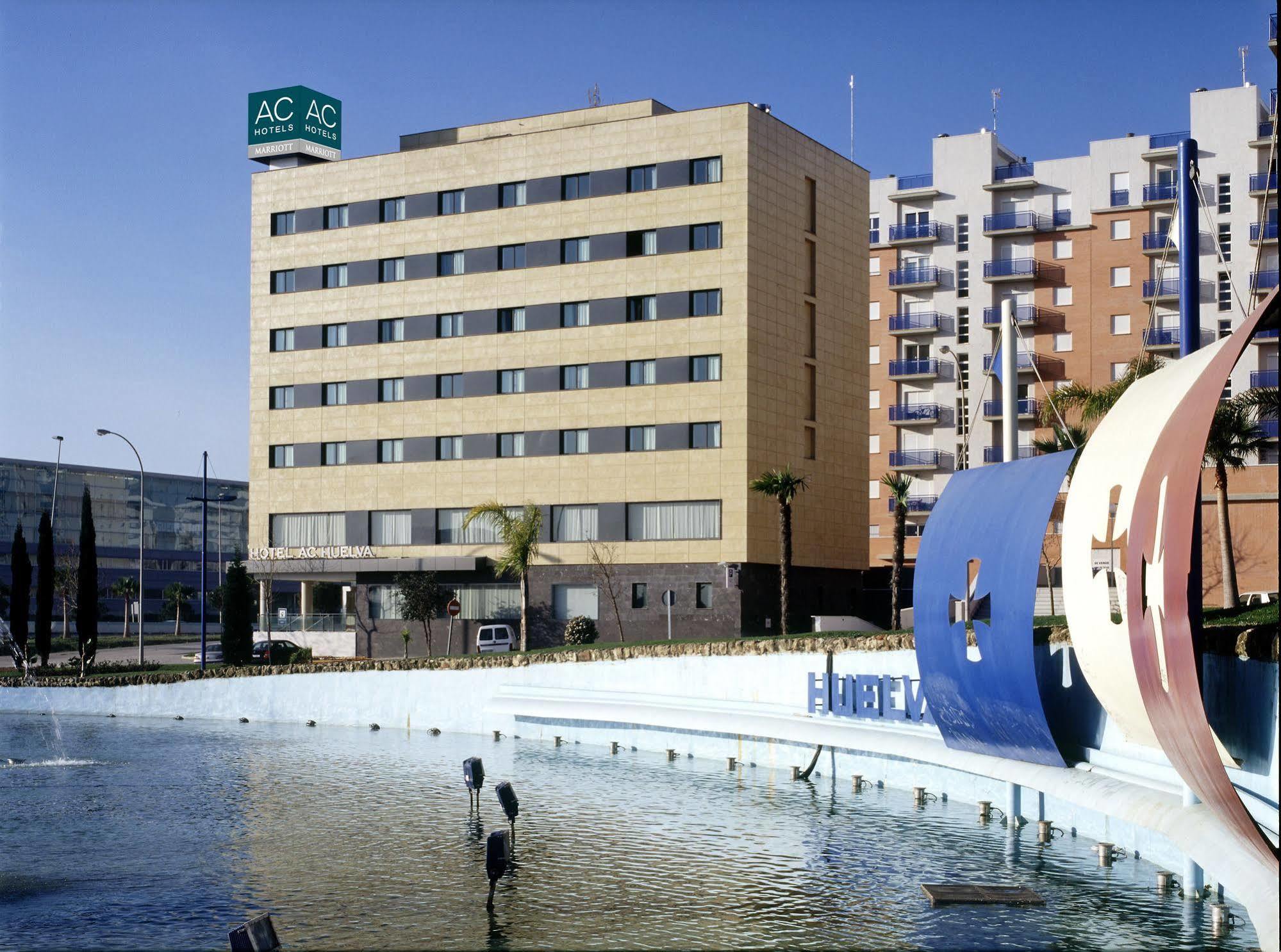 Ac Hotel Huelva By Marriott Bagian luar foto