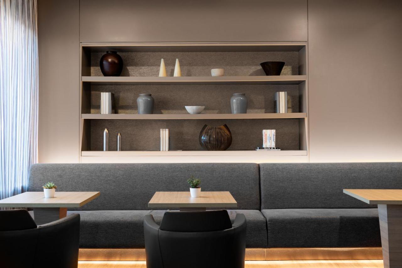Ac Hotel Huelva By Marriott Bagian luar foto